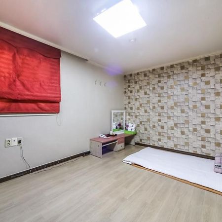 J Motel Gwangalli Busan Ngoại thất bức ảnh